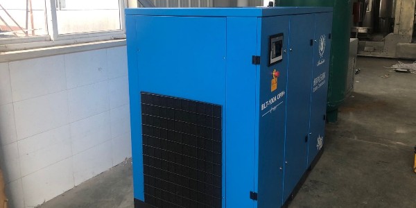 雨季來臨，螺桿空壓機防雨防潮攻略！